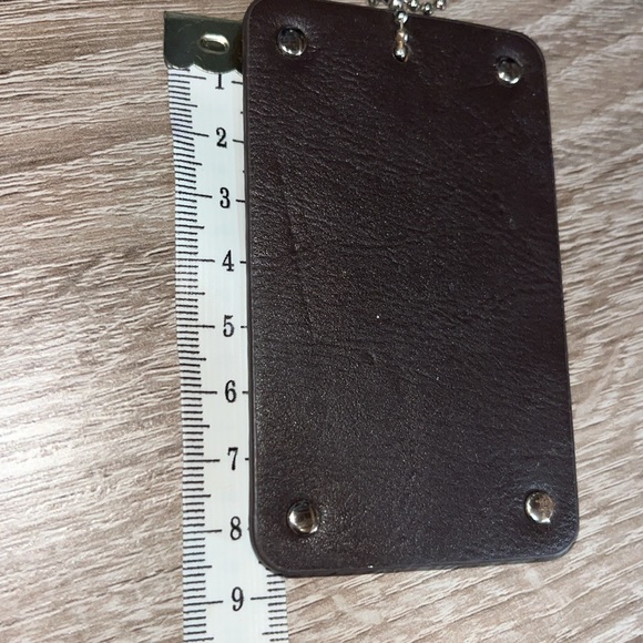 Handbag of Holding tag - Picture 5 of 7